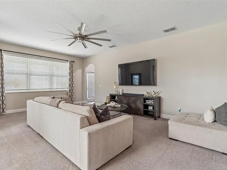 19328 Breynia Dr — Photo 24