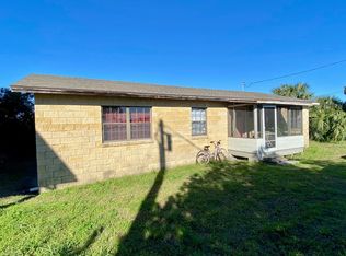 12130 State Road 24, Cedar Key, FL 32625