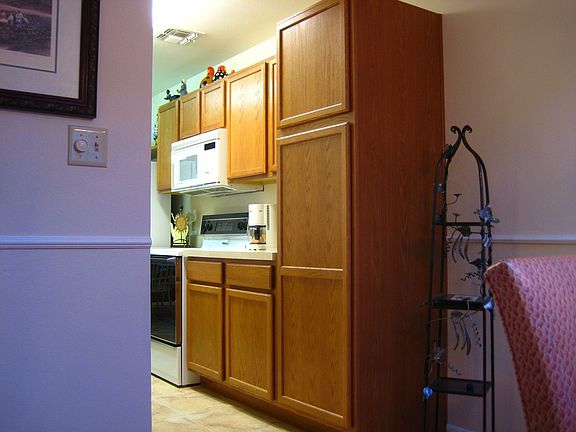 kitchen entry 2
