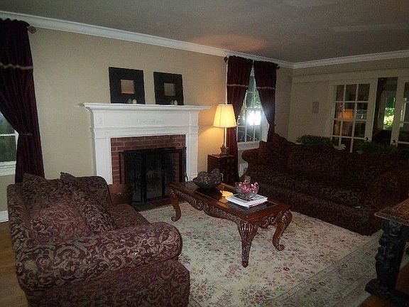315 Crescent Pkwy