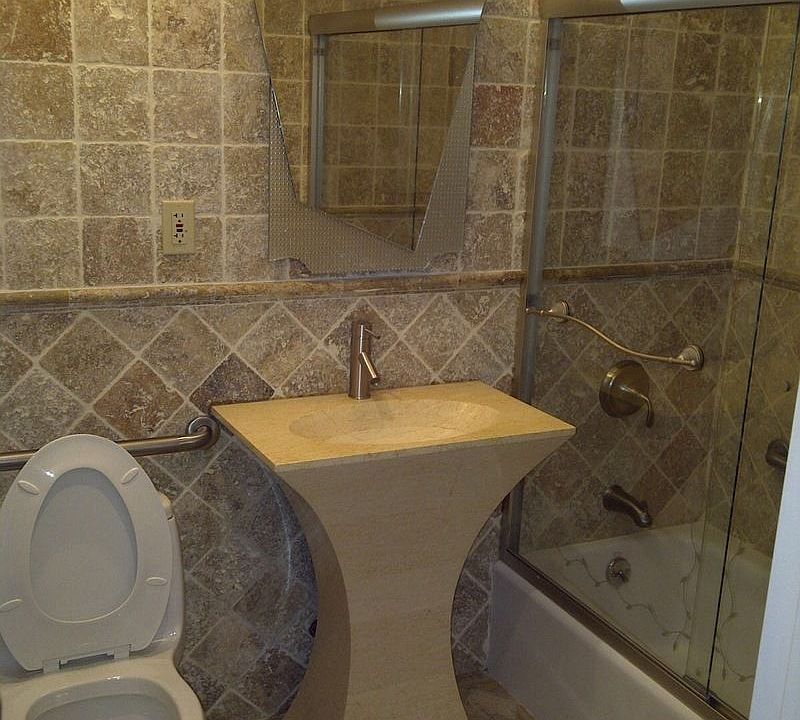 2nd image of 2328 31st Ave APT 1