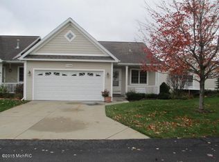 11404 N Lake Dr, Holland, MI 49424