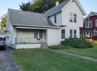 1049 Victoria St, Antioch, IL