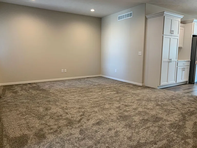 8806 Bristlecone Dr — Photo 6