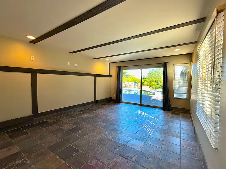 7800 Sierra Dr — Photo 33