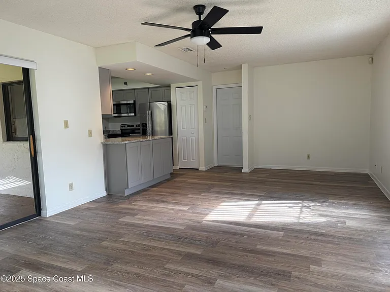 2180 Vista Ter — Photo 14