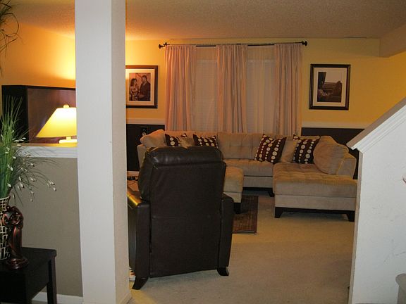 3rd image of 1345 Wilford Ln