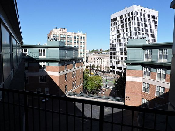4th image of 634 Massachusetts Ave #M1gvjgzrb