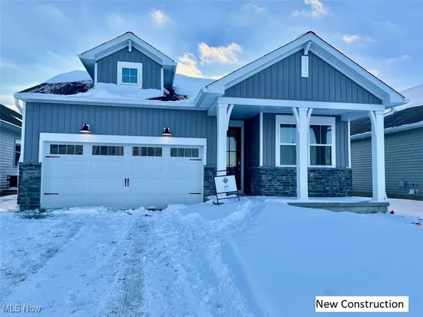 2418 Merriment Dr, Amherst, OH 44001