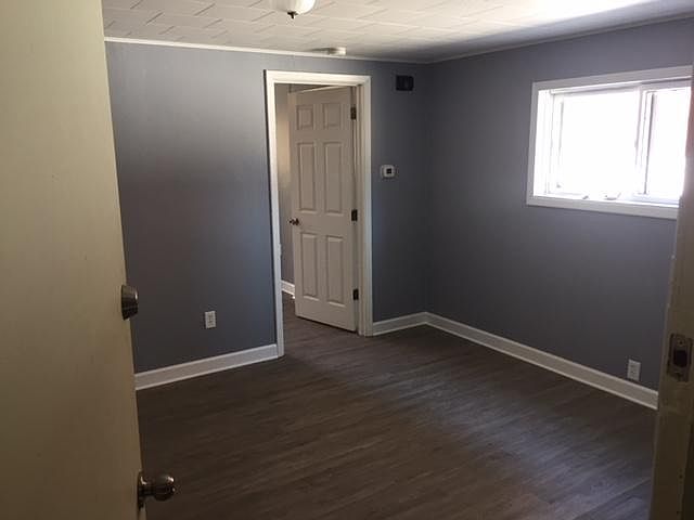 2nd image of 627 Suismon St Floor 1
