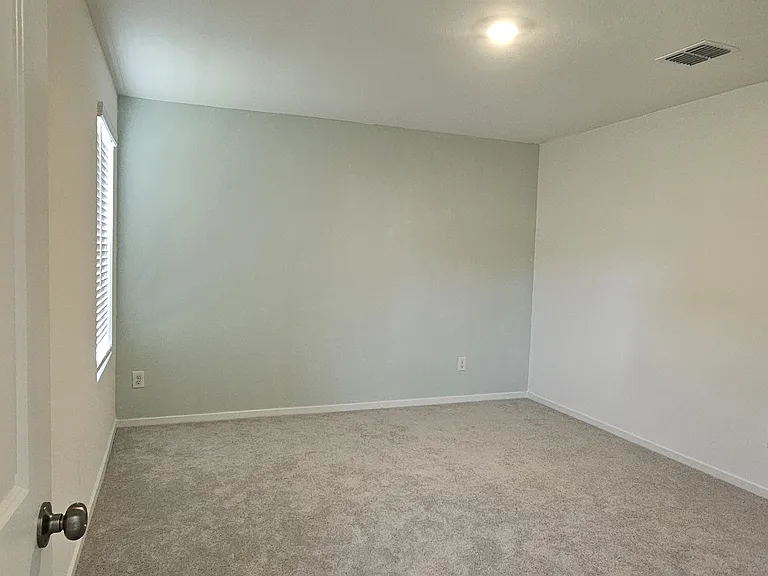 1600 Baron Ln — Photo 6