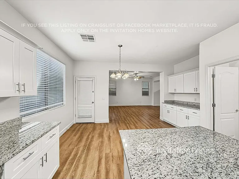 14667 N 174th Ave — Photo 12