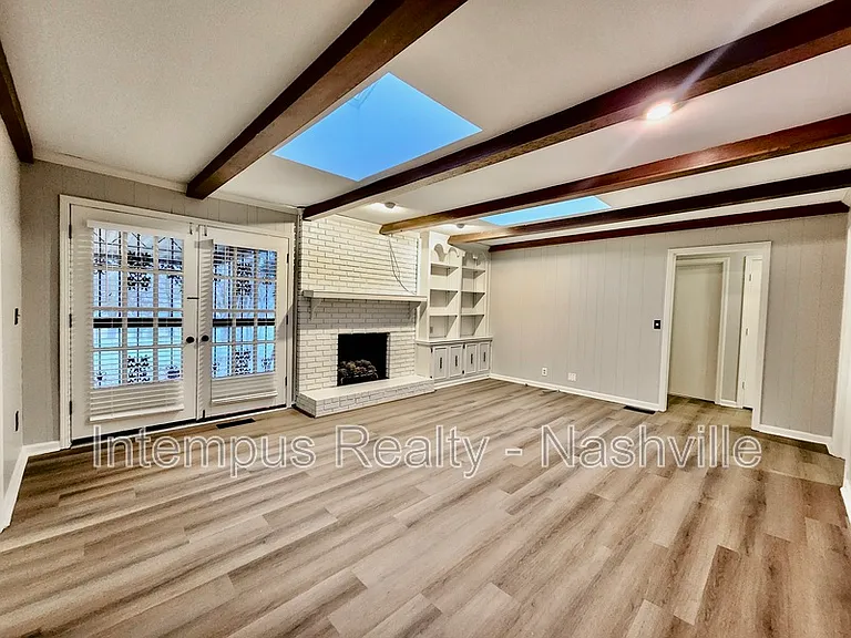 8124 Devens Dr — Photo 22