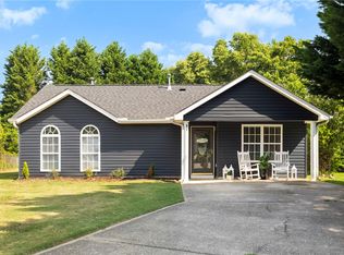 204 Dexter Bend Ct, Fountain Inn, SC 29644