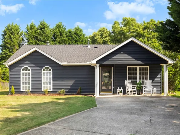 204 Dexter Bend Ct, Fountain Inn, SC 29644