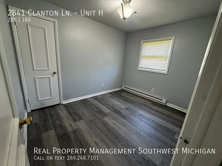 2841 Clanton Ln #H — Photo 9