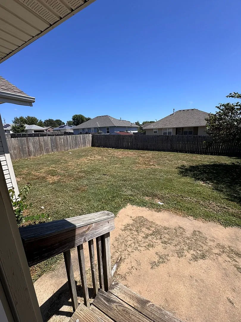3 Bed 2 Bath 2 car Home for rent in Republic MO! — Photo 3