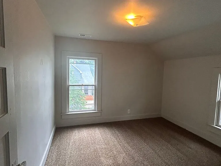 1815 Bayer Ave — Photo 8
