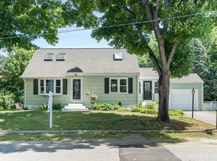 7 Jay St, Tewksbury, MA 01876