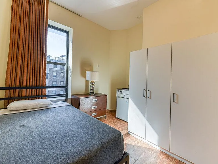 267A Weybosset Hl — Photo 1