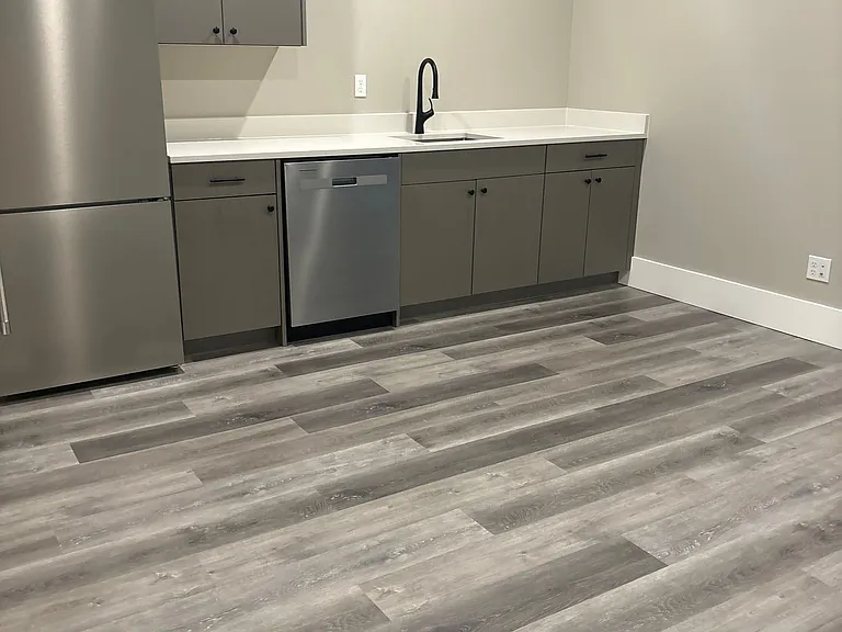 781 Georgia St — Photo 2