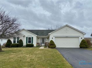 26317 Oak Meadow Dr W, Perrysburg, OH 43551