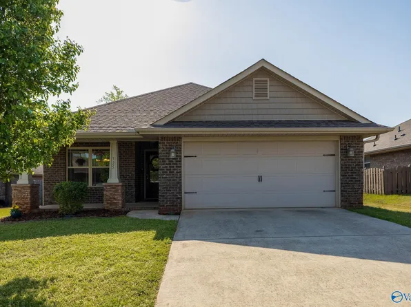325 Dovington Dr, Huntsville, AL 35806