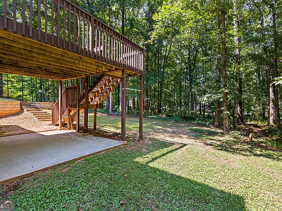 5th image of 80 Hamstead Park Dr