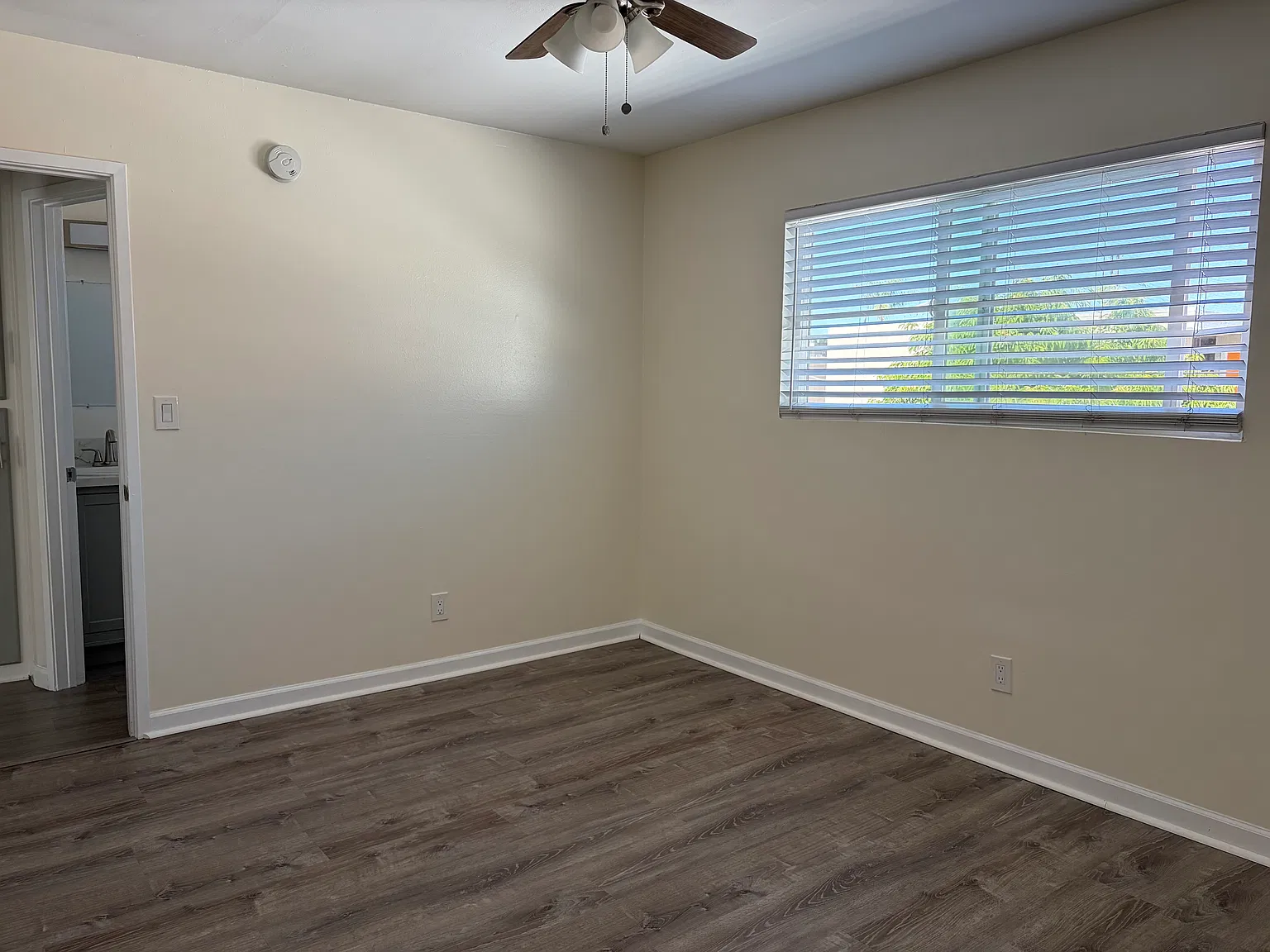1 bed, 640 sqft, $1,895 — Photo 4