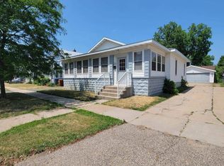 2132 Dixon St, Stevens Point, WI 54481