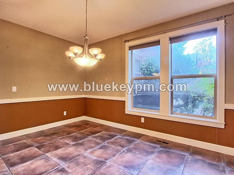 964 W S Cir — Photo 6
