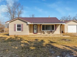 307 N High St, Trivoli, IL 61569