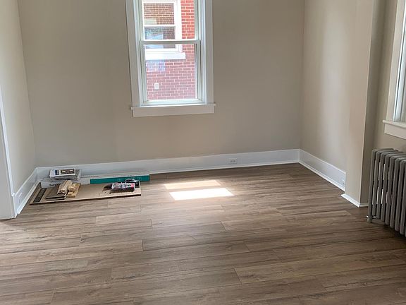 Living room off foyer (14 x11)