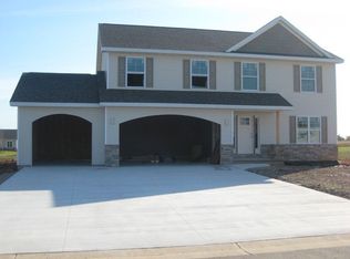 4881 W Jack Pine Ct, Appleton, WI 54913