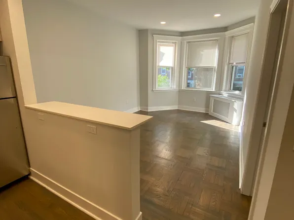 36 Queensberry St, Boston, MA