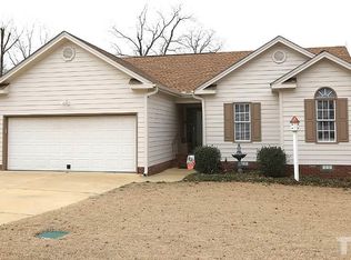 1005 Bren Arbor Ct, Fuquay Varina, NC 27526