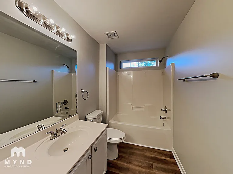 6409 Barrington Dr — Photo 9