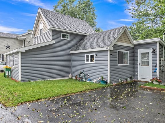 3rd image of 21 Myrtle Ave