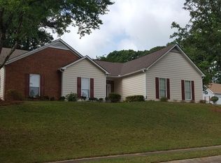 120 Petty Ln, Fayetteville, GA