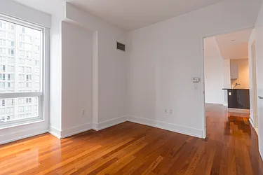 Rented by R New York