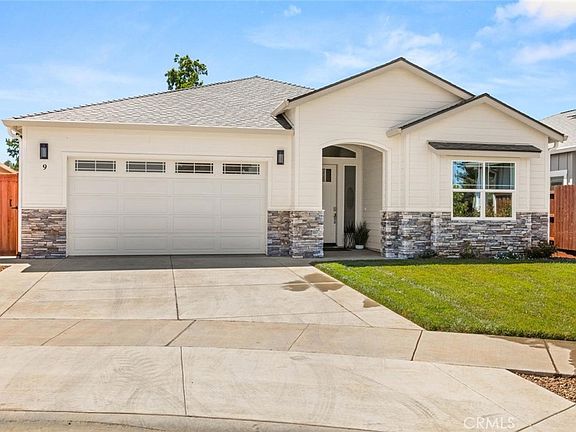 2nd image of 9 Gazania Ct