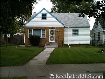 2nd image of 4443 Snelling Ave