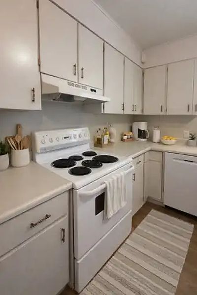 Peterborough Apartment for rent - 3 Bedrooms — photo 3
