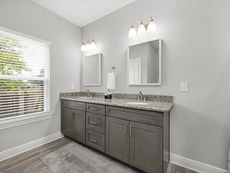 615 Lakeview St — Photo 21