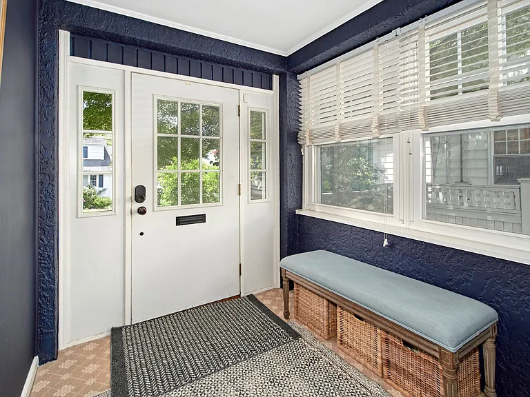 9 Fenton St — Photo 3
