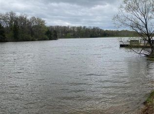 902 Chestnut Ln, Union, MO 63084