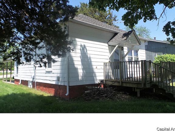 3rd image of 1625 E Fremont St