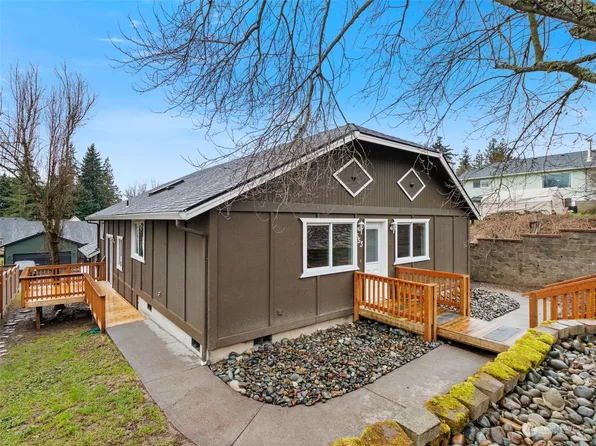 553 N 3rd Place, Kalama, WA 98625