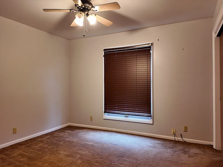 68160 Vineyard Rd #2 — Photo 6