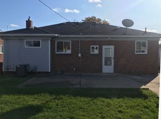 17969 Frazho Rd, Roseville, MI 48066